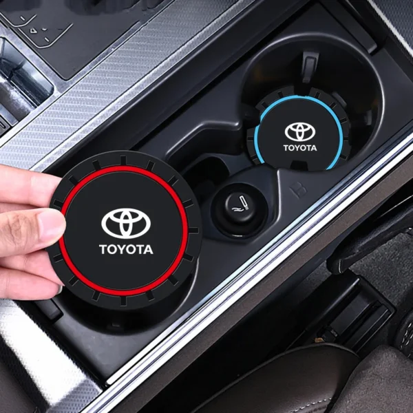 Posavasos de silicona para coche, almohadilla antideslizante con ranura para taza de agua, accesorio para Toyota Chr Rav4 Yaris Prius Avensis Corolla Camry Auris, 2 uds.