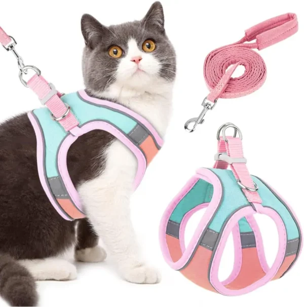 Juego de arnés reflectante estilo chaleco para mascotas de tamaño pequeño para gatos por la noche, con arnés ajustable y juego de correa para mascotas